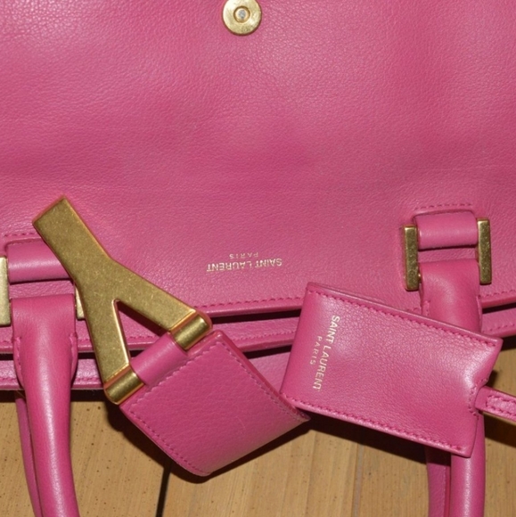 Yves Saint Laurent classic Y leather bag. - Picture 9 of 16